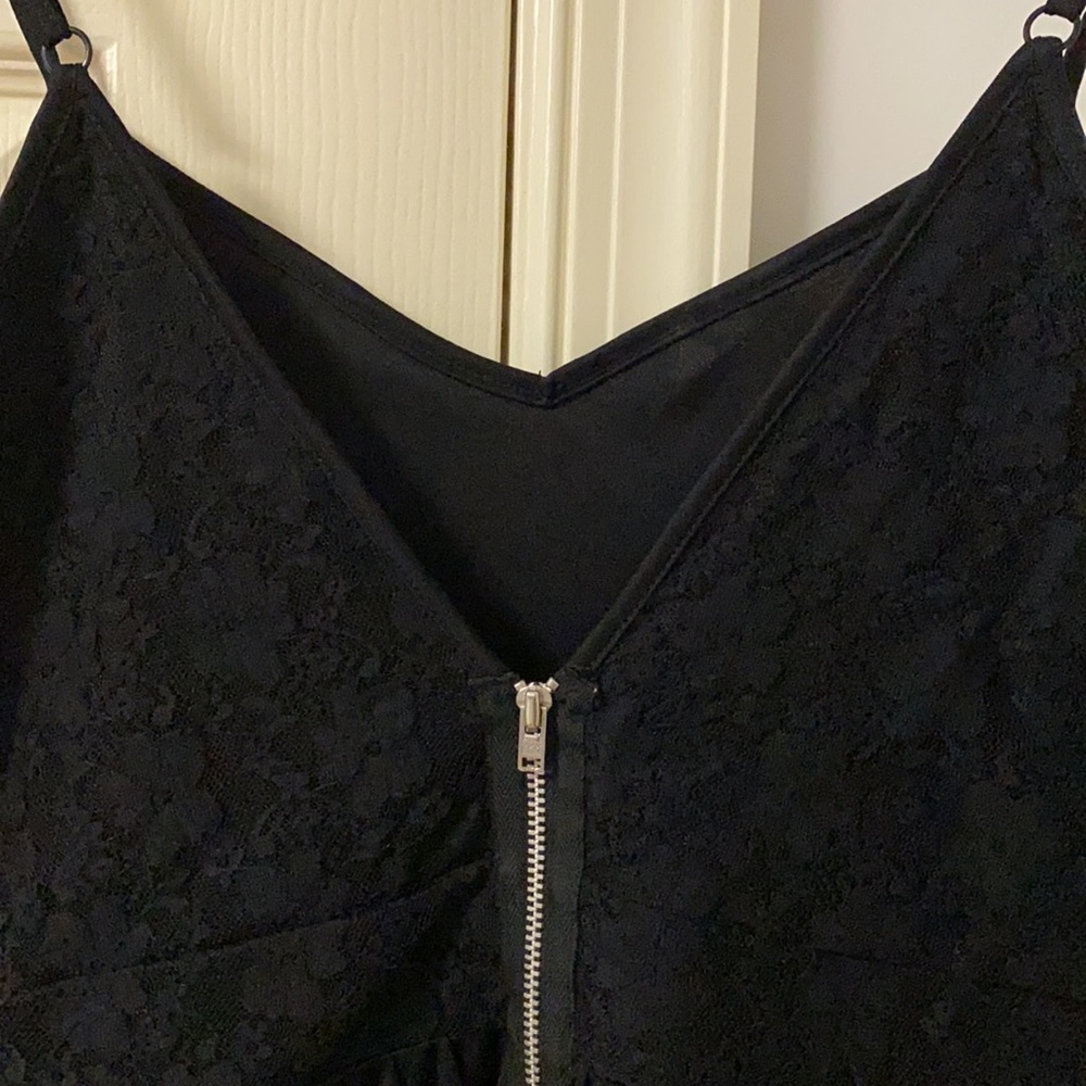 Dress - Picture 5 of 5